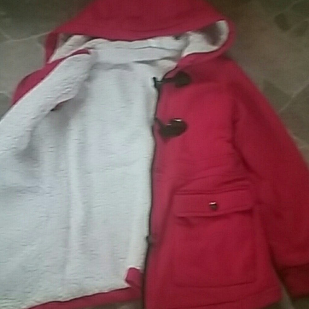 Red jacket - Picture 2 of 3